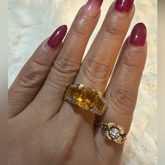 14k citrine ring with diamonds - Picture 8 of 10